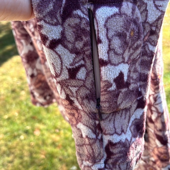 Royal Robbins Sentinel Peak Hoodie size M floral pockets flattering silhouette - Picture 6 of 16